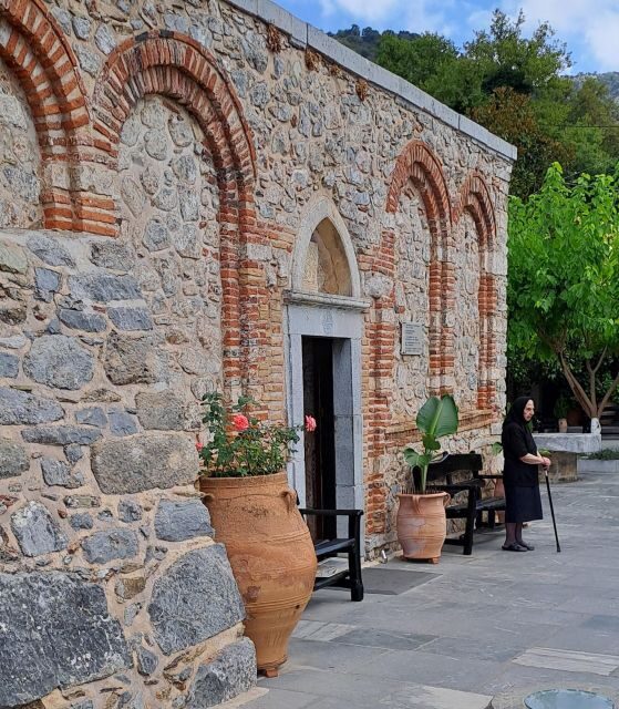 Lasithi Plateau & Zeus Cave: Myths and Villages Tour - Omalia Olive Press: From Production to Tasting (the Part You’ll Remember)