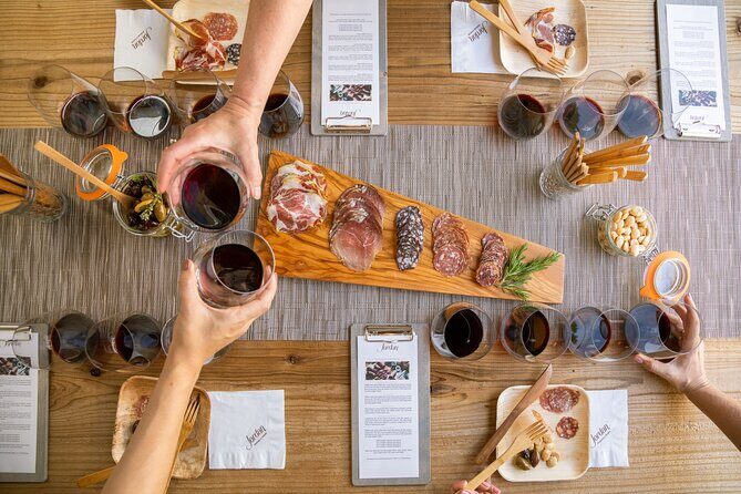 Minoan Path: Knossos Palace, Winery Visit, Lunch at Archanes - Practical tips to make your day smoother