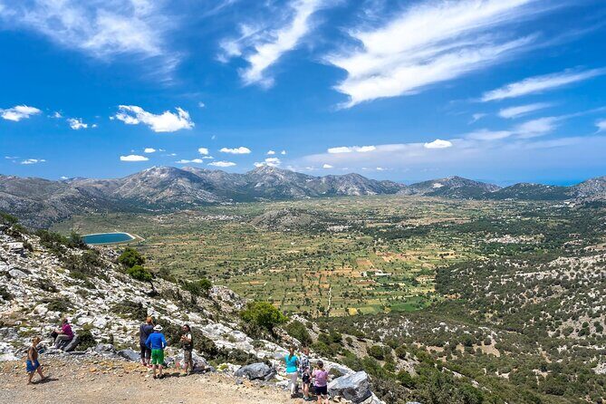 Mountains of Crete 4x4 Tour with Taverna Lunch - Aposelemis Dam: Your First Big View Break