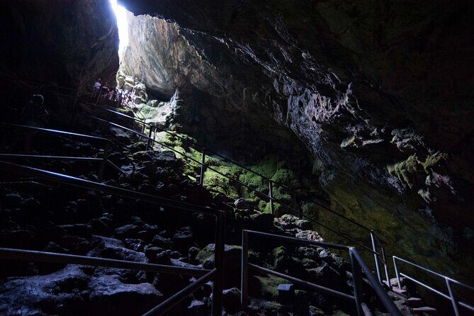 On the trail of the Greek Mythology - Cave of Psychros and the local family lunch