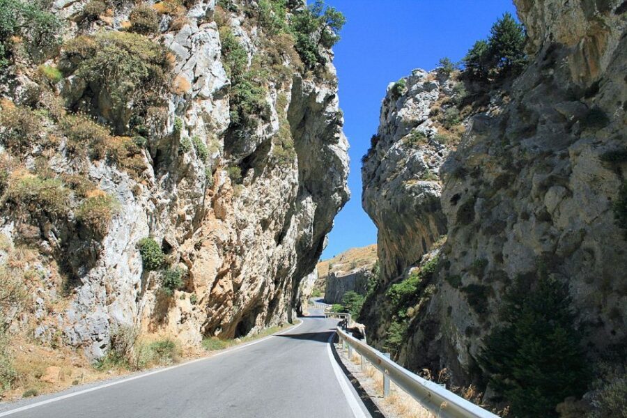 Original Crete: Kourtaliotis, Preveli, Plakias, Argyroupoli - Preveli Monastery: culture with sea views, not museum vibes