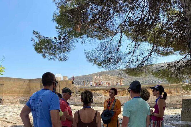 Palace of Knossos - Early Morning Ticket and avoid crowds - Skip-the-line check-in: go straight in and find the right sign