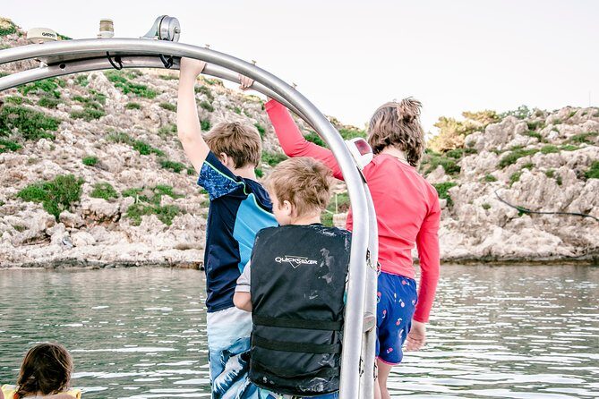 Private boat trip Chania - Thodorou - Lazaretta (price per group-up to 9 people) - Stop 1: Thodorou (Agioi Theodoroi) and why this protected island feels special