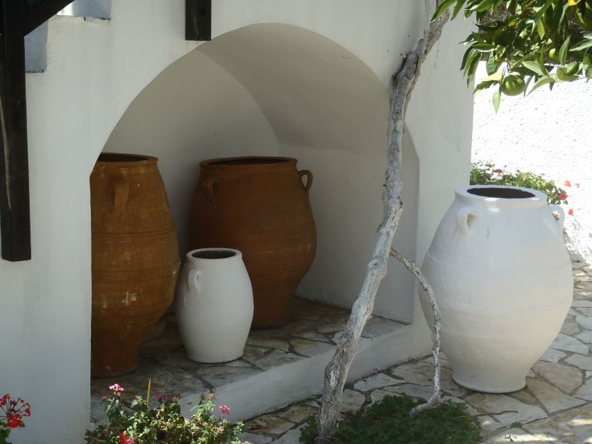 Private Exclusive Manousakis Winery and Vineyard Tour - Price and who this private tour makes sense for