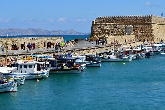 Private Tour Knossos Palace-Archaeological Museum-Heraklion Town - Comfort details that reduce stress: Wi‑Fi, luxury vehicle, and flexible pickups