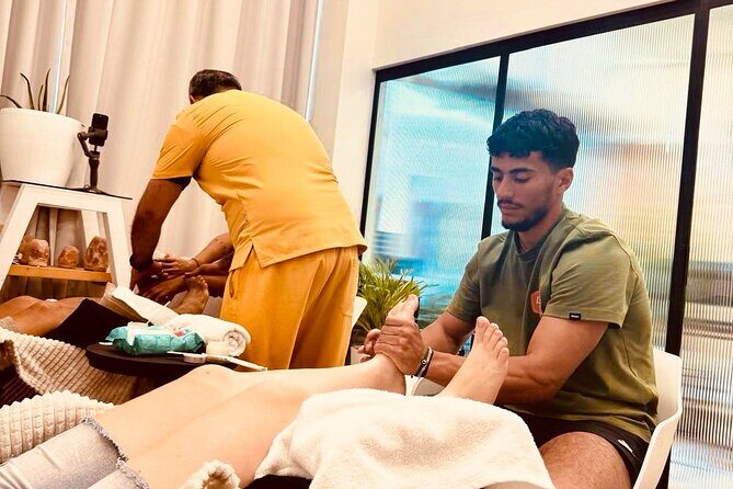 Reflexology Couples Workshop in Crete - The Mid-Workshop Break With Water, Iced Tea, and Snacks