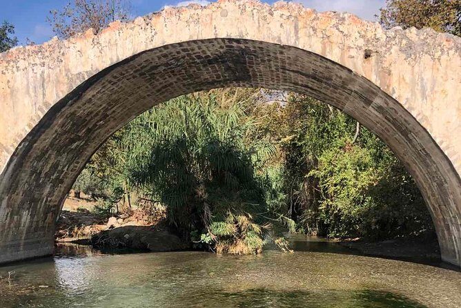 Rethymno Inland - Arkadi Monastery: solemn Cretan resistance history
