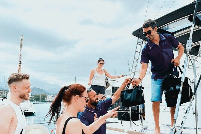 Rethymno: Private Catamaran Cruise with Lunch and Drinks - A private catamaran day from Rethymno to a Georgioupoli bay