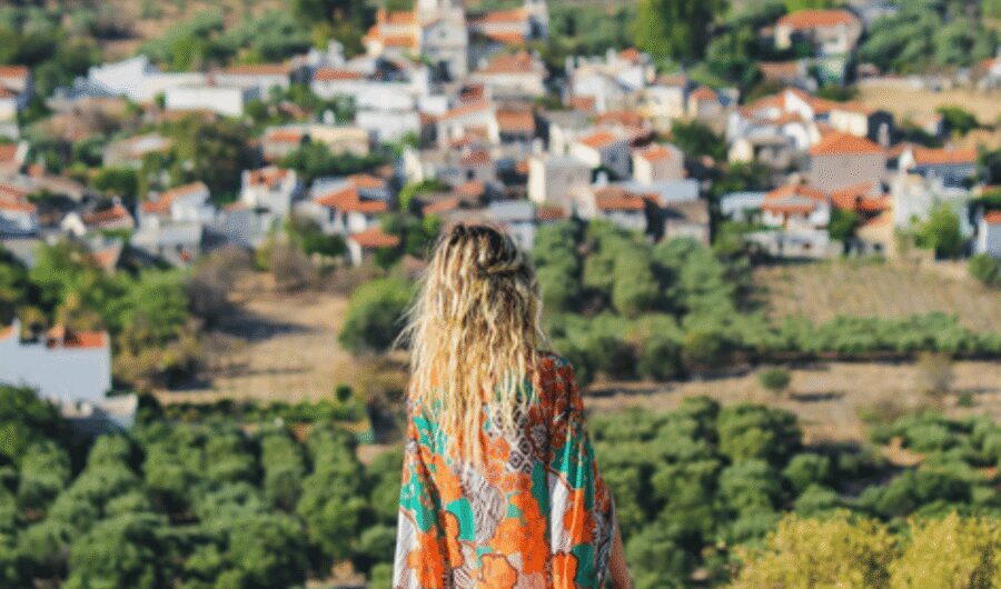Through the Lens of Crete: Knossos, Legends, and Local Life - Knossos Palace: Seeing Myths in the Same Light as the Frescoes