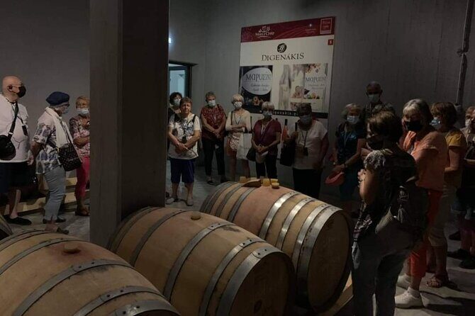 Wine Raki Olive Oil Tasting and Pottery - Private Tour - Lyrarakis Winery and the Cretan wine-and-cheese rhythm
