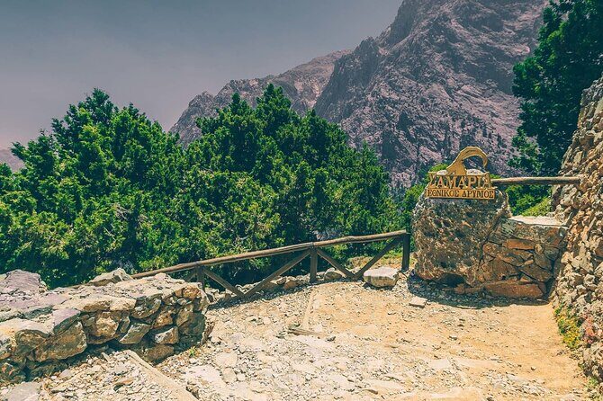 Your Tailored Samaria Tour That Nobody Will Believe. From Chania. - Omalos plateau: Starting at altitude with the right mindset